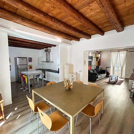 Suite & Charme In Un Palazzo Storico Di Bergamo Exteriör bild
